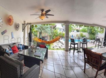 Casa de 3 habitaciones, Panamá · Alquiler de Casa en Costa del Este