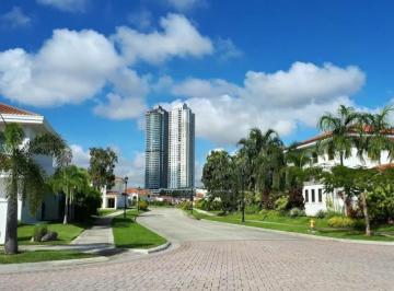 Terreno / Lote , Panamá · Jj Terreno en Venta en Fairway Estates. Últimas Oportunidades Para Construir en Santa María