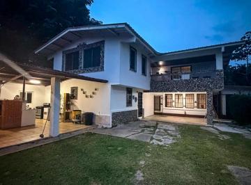 Casa de 6 habitaciones, Chame · Casa Espaciosa de 6 Habitaciones en Alquiler o Venta en Playa Coronado, Panamá