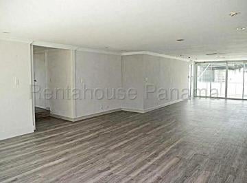 Casa de 3 habitaciones, Panamá · Casa en La Alameda en Venta