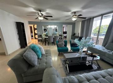 Apartamento · 145m² · 3 Recámaras · 1 Estacionamientos · Apartamento en Alquiler PH del Rey El Cangrejo