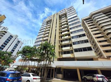 Apartamento de 3 habitaciones, Panamá · Apartamento en Venta en PH La Concha Marbella Aecc#26 - 7052