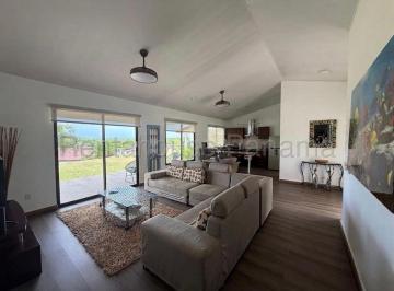 Casa de 3 habitaciones, San Carlos · Alquiler Casa San Carlos