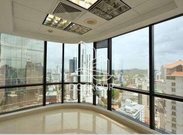 Oficina comercial · 335m² · 16 Recámaras · 6 Estacionamientos · Venta de Oficinas Plaza Banco General
