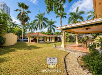 Casa · 817m² · 3 Recámaras · 3 Estacionamientos · Casa en Venta Costa del Este Costa Dorada Cc
