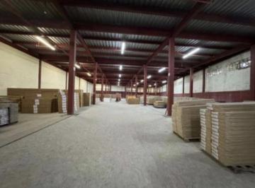 Bodega-Galpón-Depósito · 16000m² · 2 Estacionamientos · Vendo Bodega Cocosolito Zona Libre de Colon