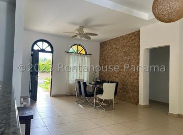 Casa de 3 habitaciones, San Carlos · Casa en San Carlos Hacienda Pacifica en Venta