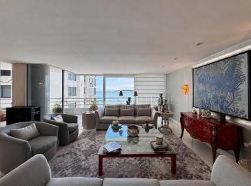 Apartamento de 2 habitaciones, Panamá · Venta de Apartamento Linea Blanca en PH Los Delfines, Av Balboa
