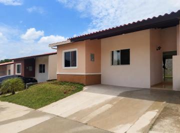 Casa de 3 habitaciones, La Chorrera · Alquilo Casa Arboledas Chorrera 3 Hab 2 Baños Los Cerezos.