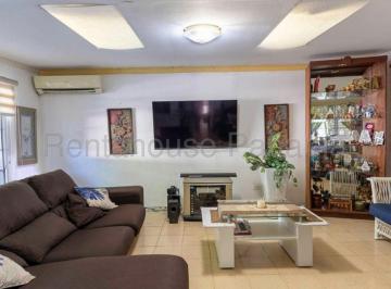Casa de 4 habitaciones, Panamá · Venta de Casa en Campo Limberg