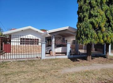 Casa de 5 habitaciones, Santiago · Vendo Casa de 178 m² en Santiago, Veraguas 27 - 172gg