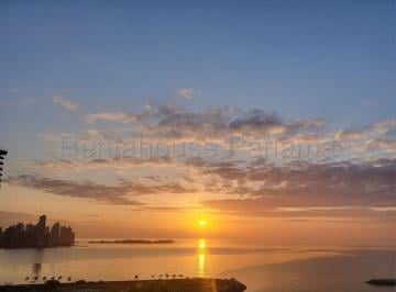 Apartamento de 1 habitación, Panamá · Venta Apartamento con Vista Al Mar - Av Balboa