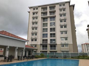 Apartamento de 3 habitaciones, Panamá · Se Vende Apartamento en Versalles
