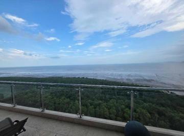 Apartamento · 354m² · 3 Recámaras · 3 Estacionamientos · Venta o Alquiler de Apartamento en Av del Mar, Costa del Este.