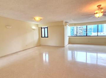 Apartamento de 3 habitaciones, Panamá · ¡Venta Directa de Propietario! Amplio Apartamento en Obarrio - 2 Estacionamientos
