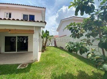 Casa de 4 habitaciones, Panamá · Alquiler de Casa en Versalles Reserva de Versalles 194 m