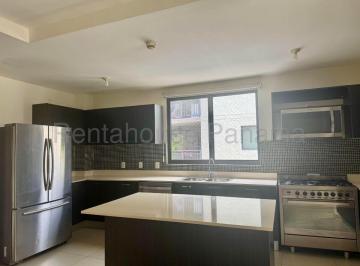 Apartamento de 3 habitaciones, Arraiján · Se Vende Apartamento en Panama Pacifico Zc