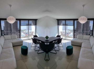 Apartamento de 2 habitaciones, Panamá · Venta de Apartamento en Costa del Este