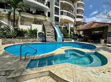 Casa · 954m² · 6 Recámaras · 4 Estacionamientos · Venta de Casa en Altos de Santa María