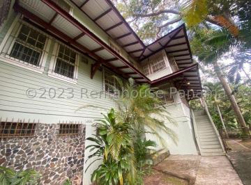 Casa de 6 habitaciones, Panamá · Casa en Venta en Albrook 27ldc1744