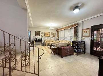 Casa de 4 habitaciones, Panamá · Vendo Casa en El Carmen