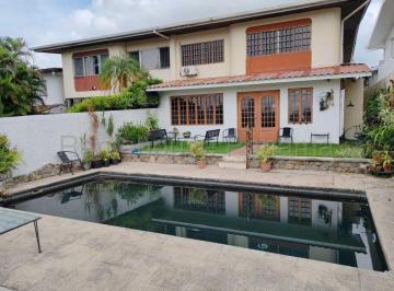 Casa de 3 habitaciones, Panamá · Venta de Casa en Betania