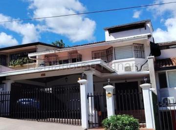 Casa de 4 habitaciones, Panamá · Venta de Casa en Betania