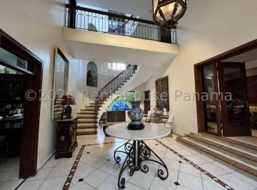 Casa de 5 habitaciones, Panamá · Amplia Casa en Venta en Coco del Mar