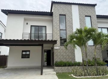 Casa · 172m² · 3 Recámaras · 1 Estacionamientos · Tu Casa en Costa Sur: 175 m², 3 Recámaras y Distribución Inteligente