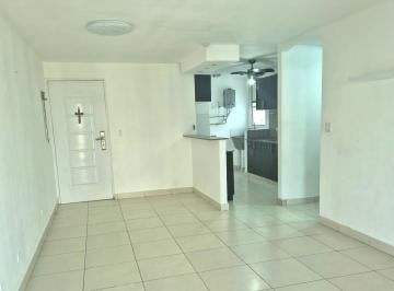 Apartamento · 65m² · 2 Recámaras · 1 Estacionamientos · Alquilo Apartamento, 2 Recamaras, PH Torres de Toscana