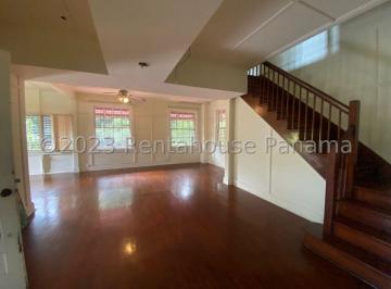 Casa de 4 habitaciones, Panamá · Se Vende Casa en Albrook Zc