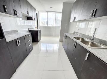 Apartamento de 3 habitaciones, Panamá · El Cangrejo - The Forum: Cómodo, Cerca Parque, 177 m² Apto de 3 Habitaciones