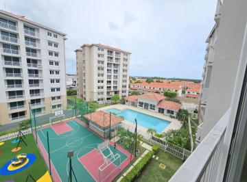 Apartamento de 3 habitaciones, Panamá · Venta de Apartamento en Torres de Versalles II. Haga Una Oferta