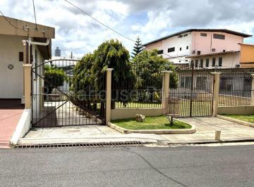 Casa de 4 habitaciones, Panamá · Venta de Casa en Betania