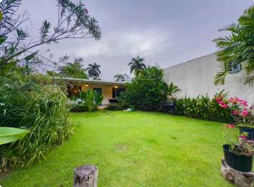 Casa · 200m² · 3 Recámaras · 1 Estacionamientos · Alquilo Casa en Cardenas - Ancon L/b o Amoblada 3 Rec 200 m² Tc