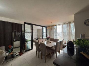 Apartamento de 2 habitaciones, Panamá · Vendo Apartamento en Obarrio