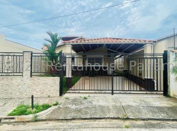 Casa de 3 habitaciones, La Chorrera · Venta de Casa en Chorrera Abs