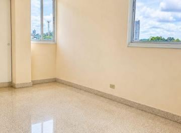 Apartamento de 3 habitaciones, Panamá · Alquiler de Apartamento de 176 m² en PH Loma 50, Hato Pintado