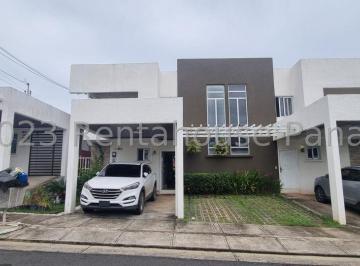 Casa de 3 habitaciones, Arraiján · Venta de Casa en Vista Alegre Abs