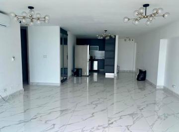 Apartamento · 152m² · 3 Recámaras · 2 Estacionamientos · Alquilo Apartamento San Francisco Remodelado Frente Al Mar Cv