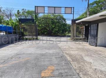 Terreno / Lote , Panamá · Terreno en Parque Lefevre Lote Santa Elena en Venta