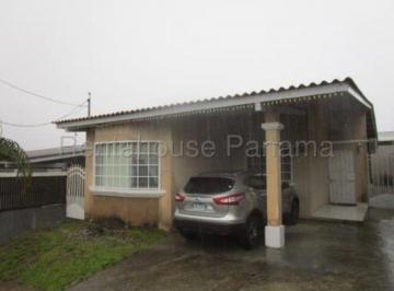 Casa de 3 habitaciones, Panamá · Venta Casa en San Antonio Elp 27 - 1803