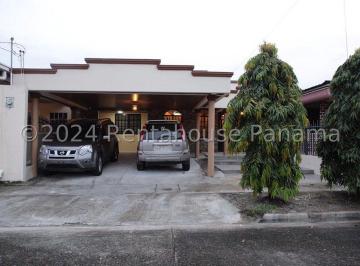 Casa de 3 habitaciones, Panamá · Venta de Casa en Betania