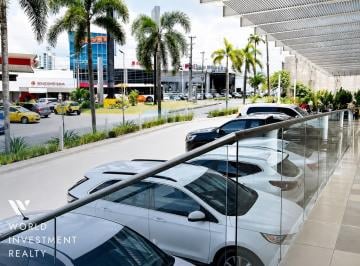 Local comercial · 206m² · 6 Estacionamientos · Se Vende Y/o Se Alquila Local Comercial en San Francisco