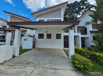 Casa de 3 habitaciones, La Chorrera · Venta de Casa en Costa Verde