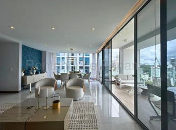 Apartamento de 3 habitaciones, Panamá · Venta de Apartamento Amoblado en PH Prestige, Bellavista | 186 m², 3 Rec.