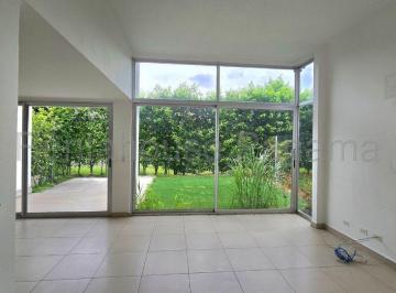 Casa de 4 habitaciones, Panamá · Venta Casa Costa Sur (Precio Negociable!)