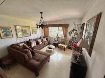 Casa de 4 habitaciones, Panamá · Casa en Betania Las Mercedes en Venta