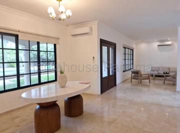 Casa de 4 habitaciones, Panamá · Alquiler Casa Costa del Este