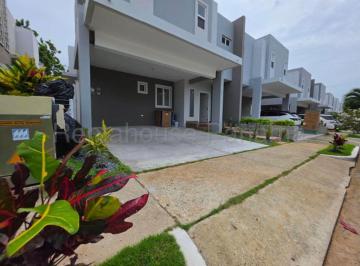 Casa de 3 habitaciones, Panamá · Casa en Venta en Brisas del Golf